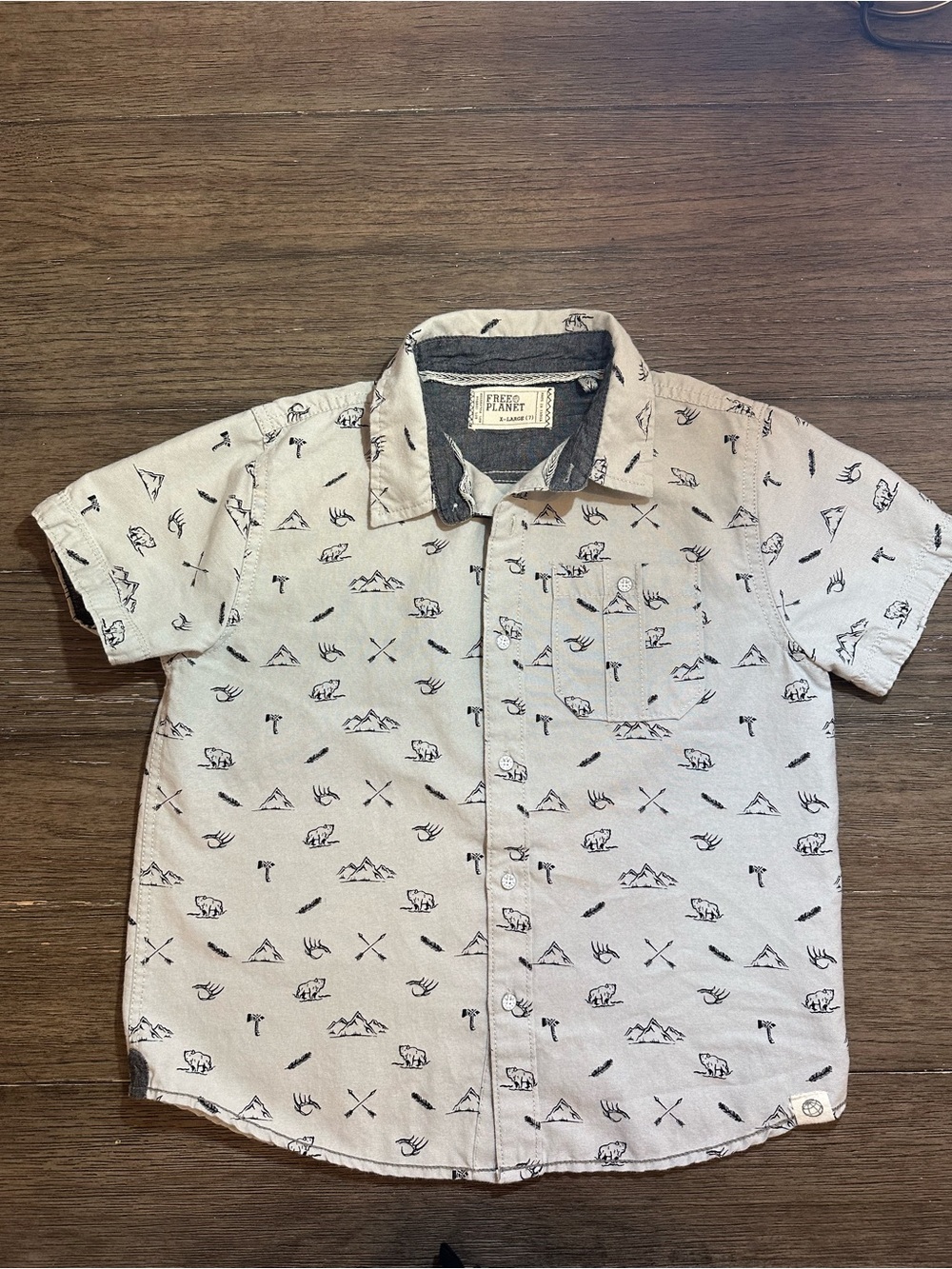 Boys Free Planet Cream Short Sleeve Button-Down Shirt with Navy Icons